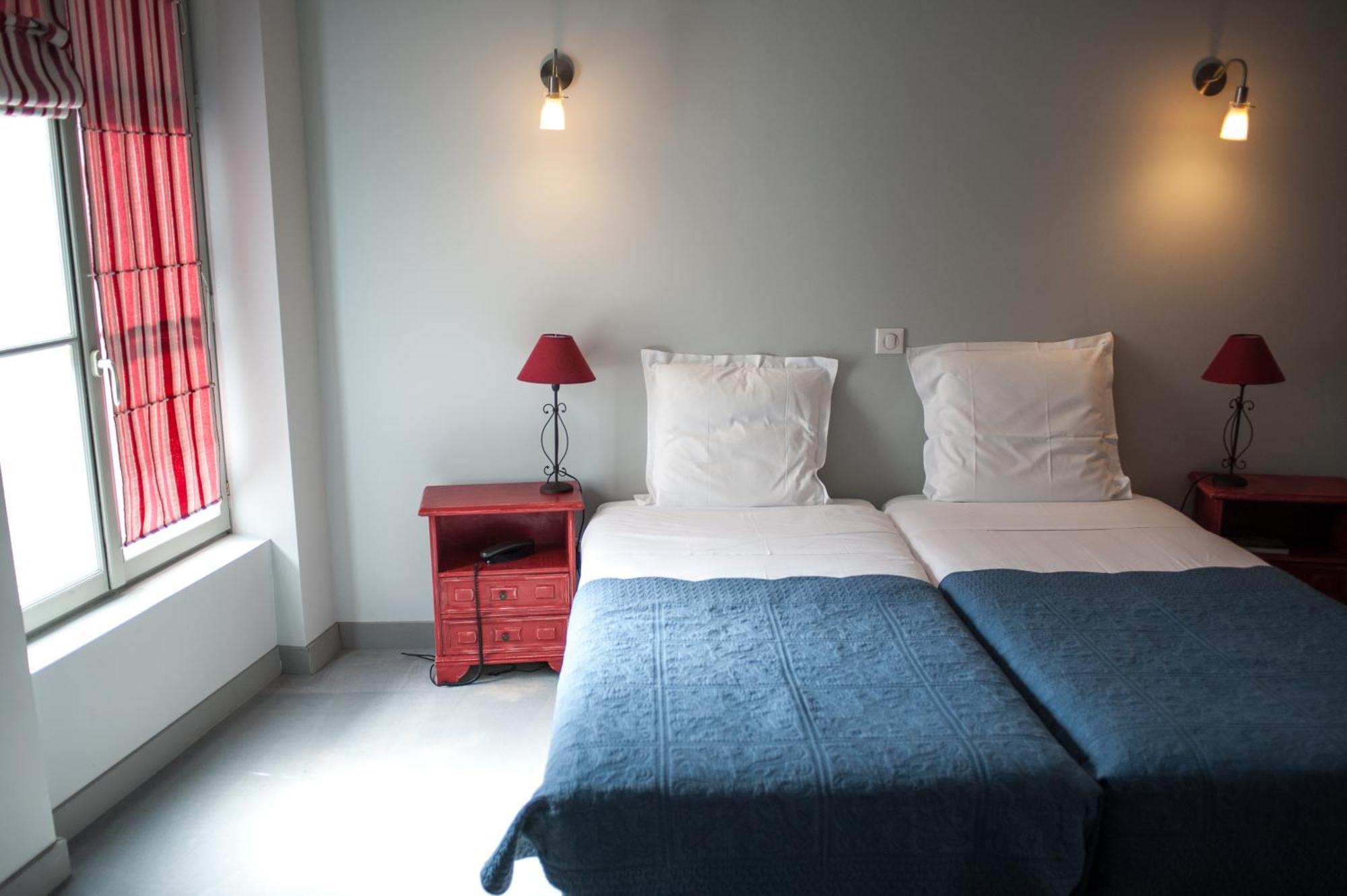 Logis Hotel Restaurant Relais De La Mothe Yzeures-sur-Creuse Экстерьер фото