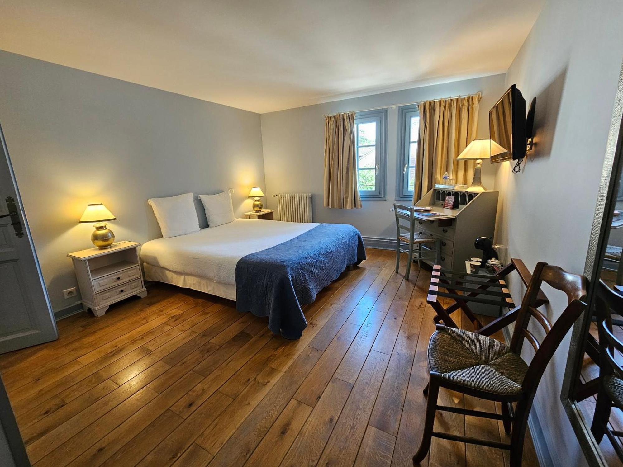 Logis Hotel Restaurant Relais De La Mothe Yzeures-sur-Creuse Экстерьер фото