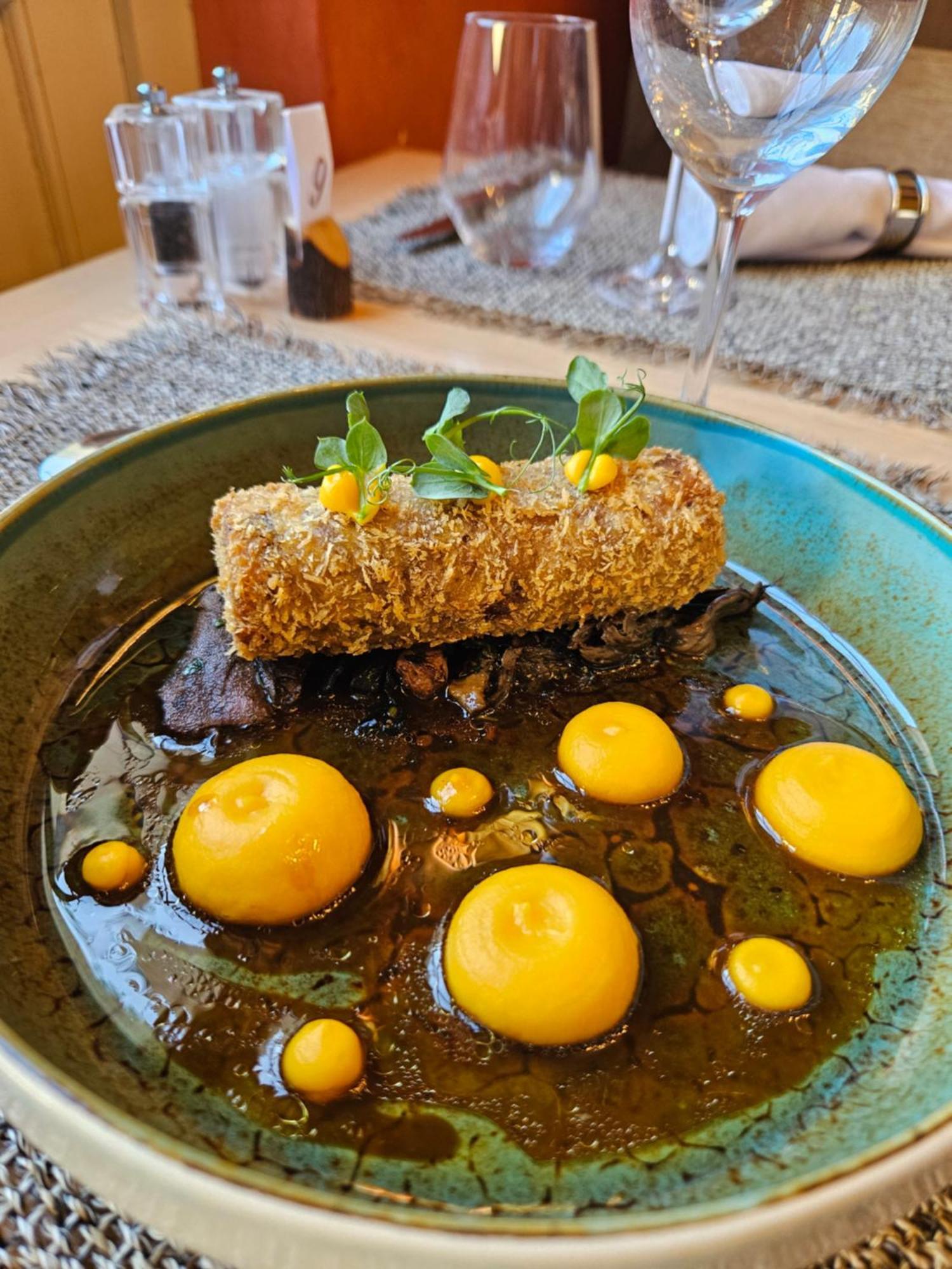 Logis Hotel Restaurant Relais De La Mothe Yzeures-sur-Creuse Экстерьер фото
