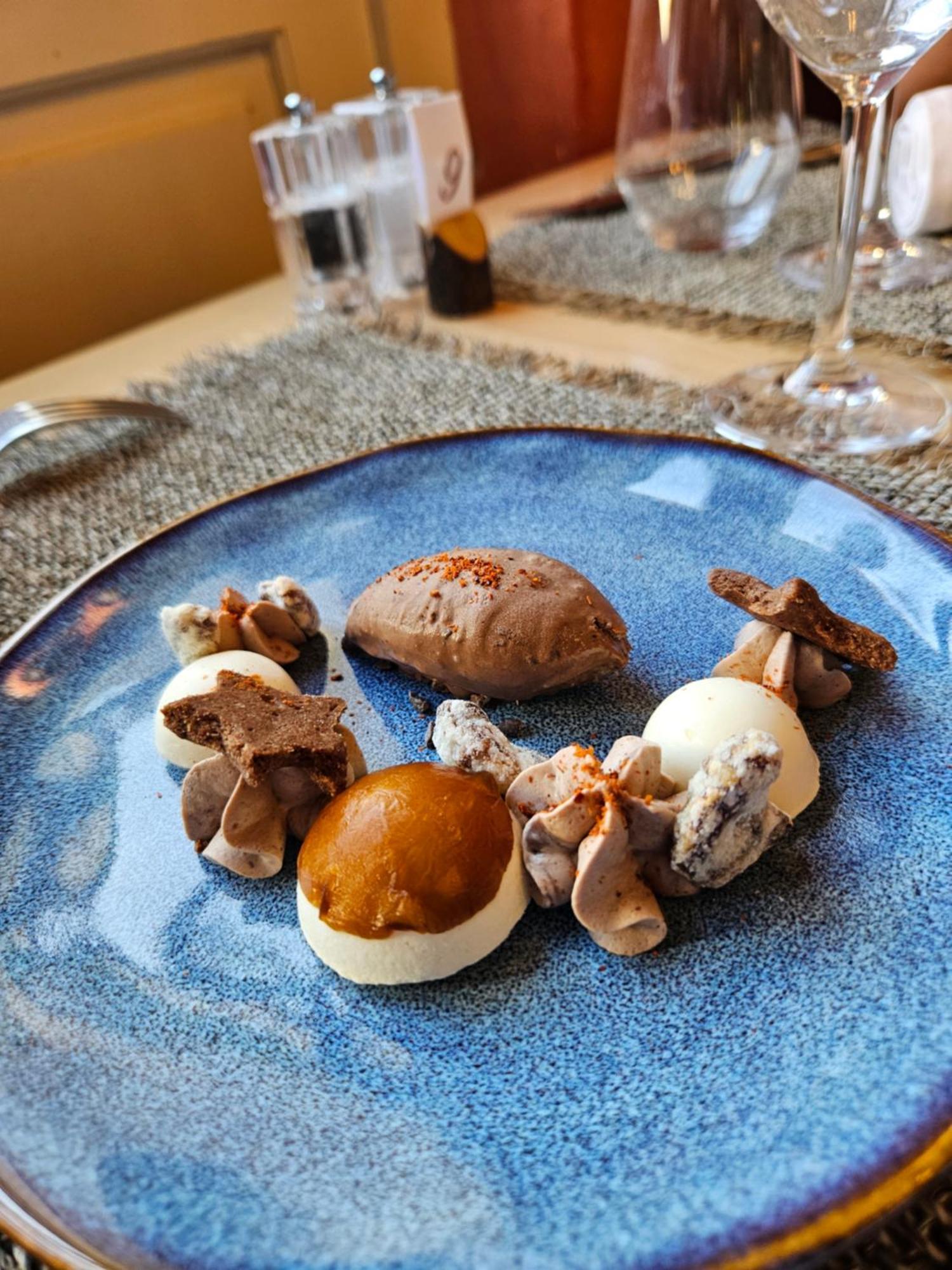 Logis Hotel Restaurant Relais De La Mothe Yzeures-sur-Creuse Экстерьер фото